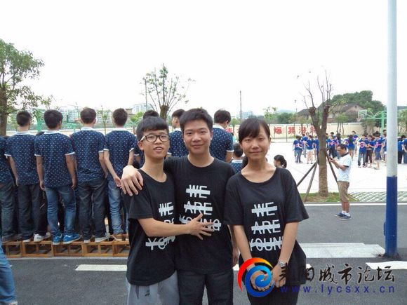 fdb49c2bd40735fa90f27c2b9b510fb30e240849.jpg