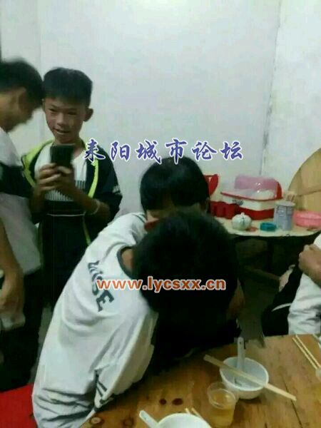 8eb876094b36acafe5f7fc3a74d98d1000e99cbc.jpg