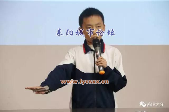 9715840.jpg