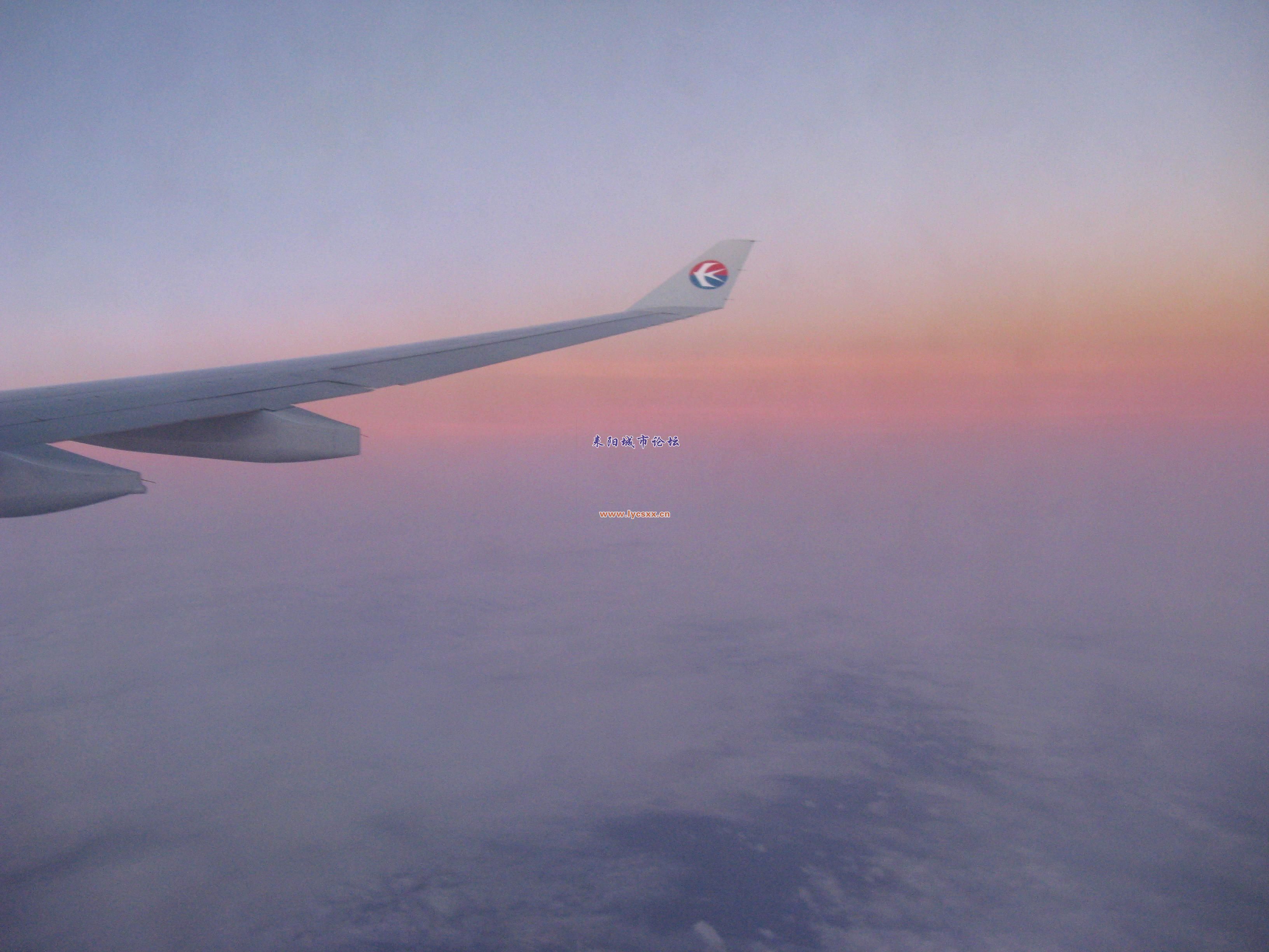 Ƭ 004.jpg