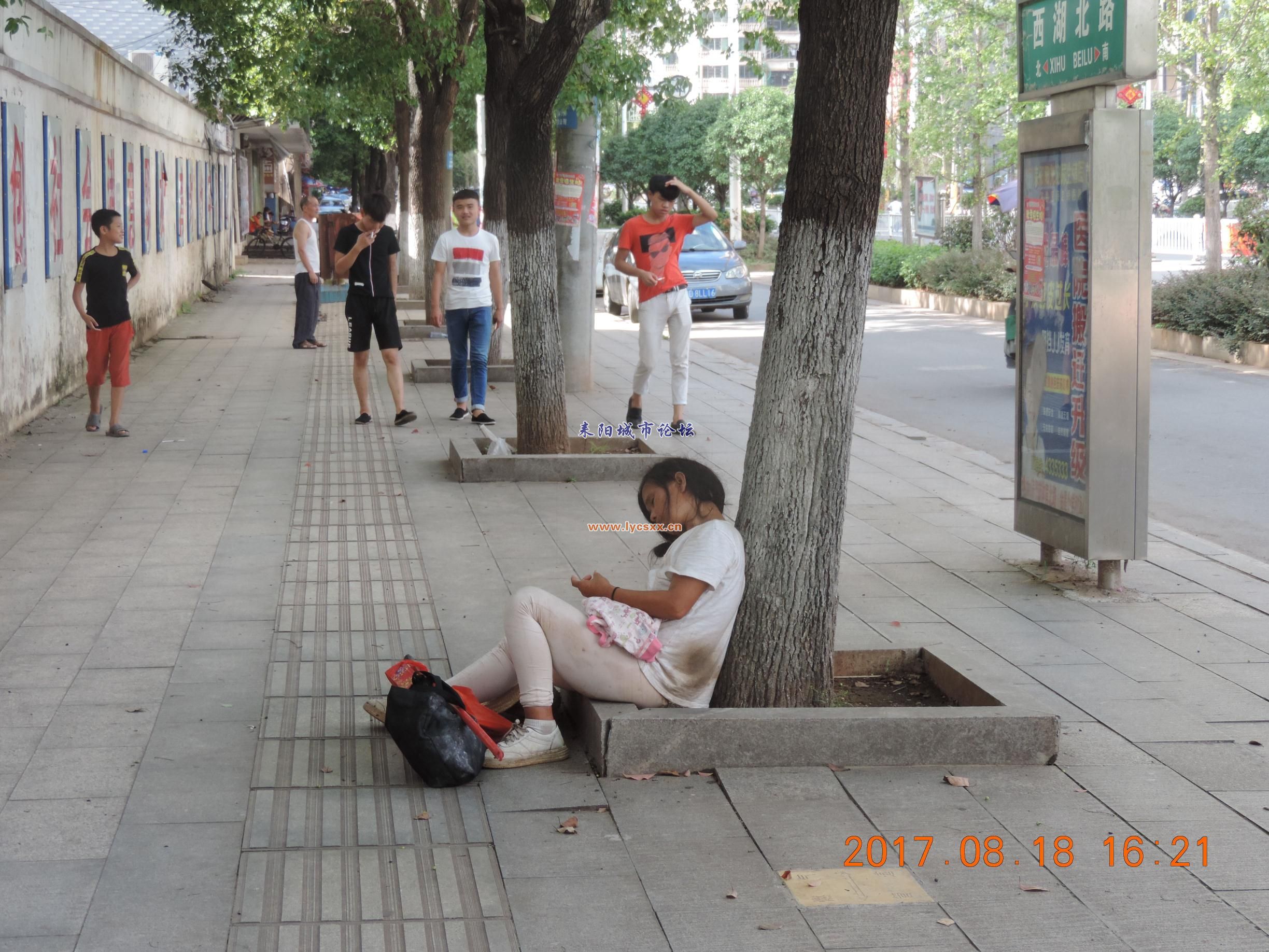 Ů2.jpg