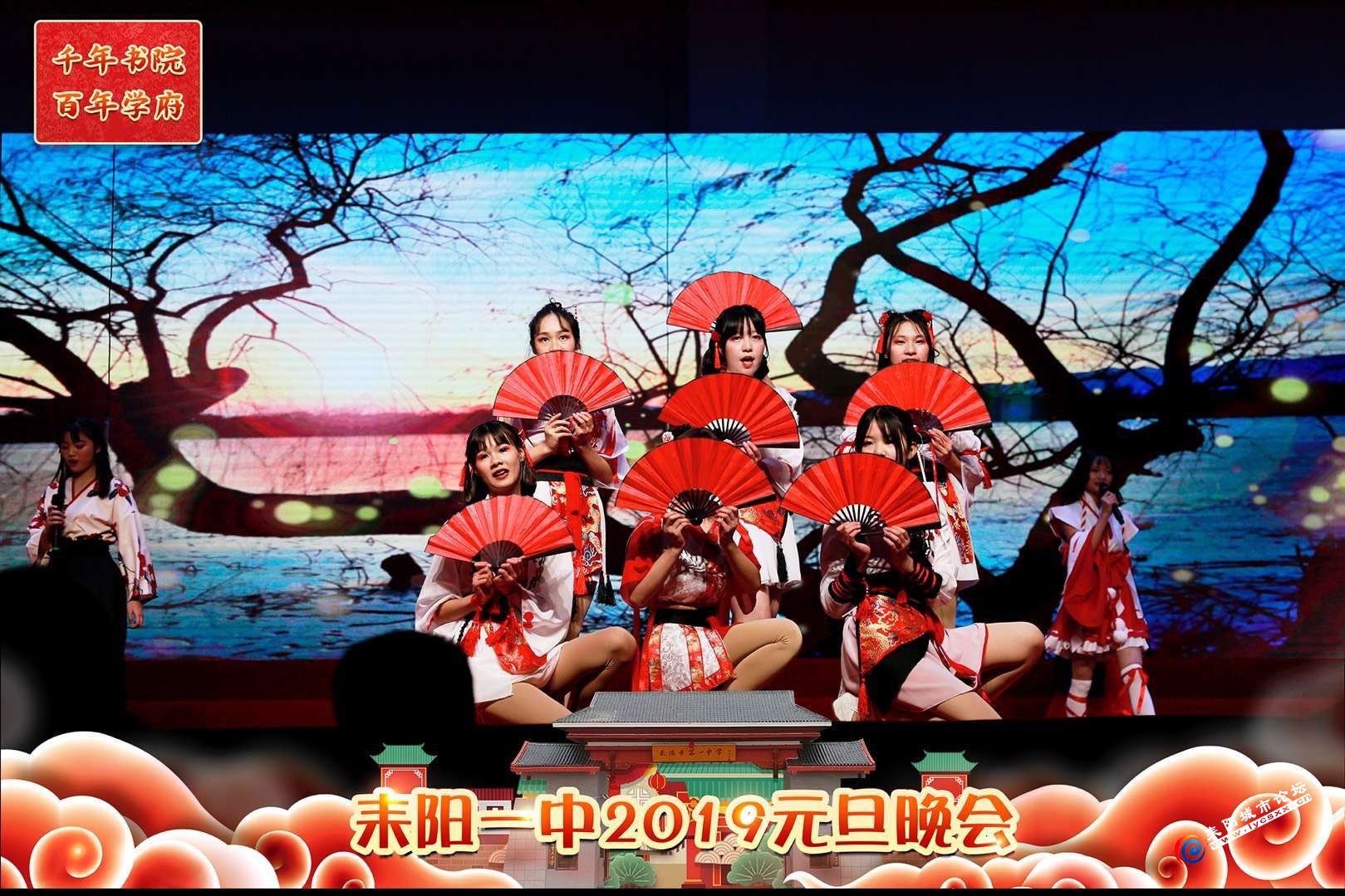 赸.jpg