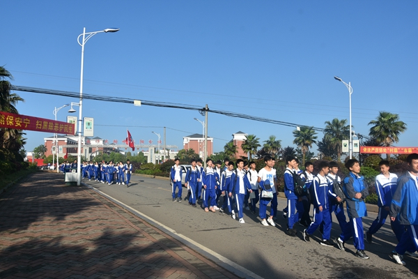 2-2110.jpg