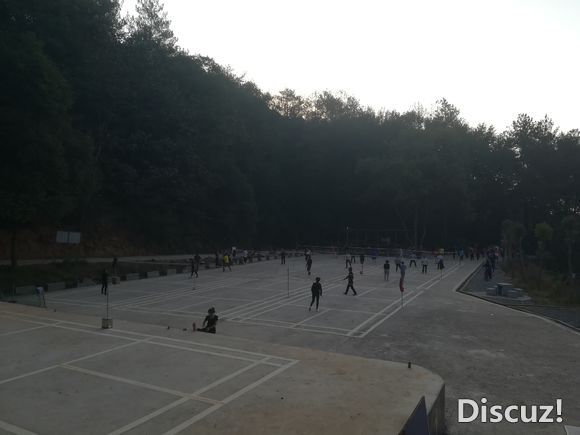 育贤中学
