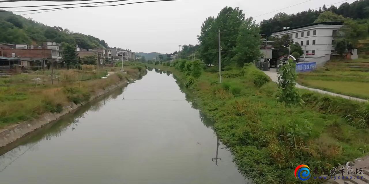 957285bb73fdbd557b0e1b155f3a35a.jpg